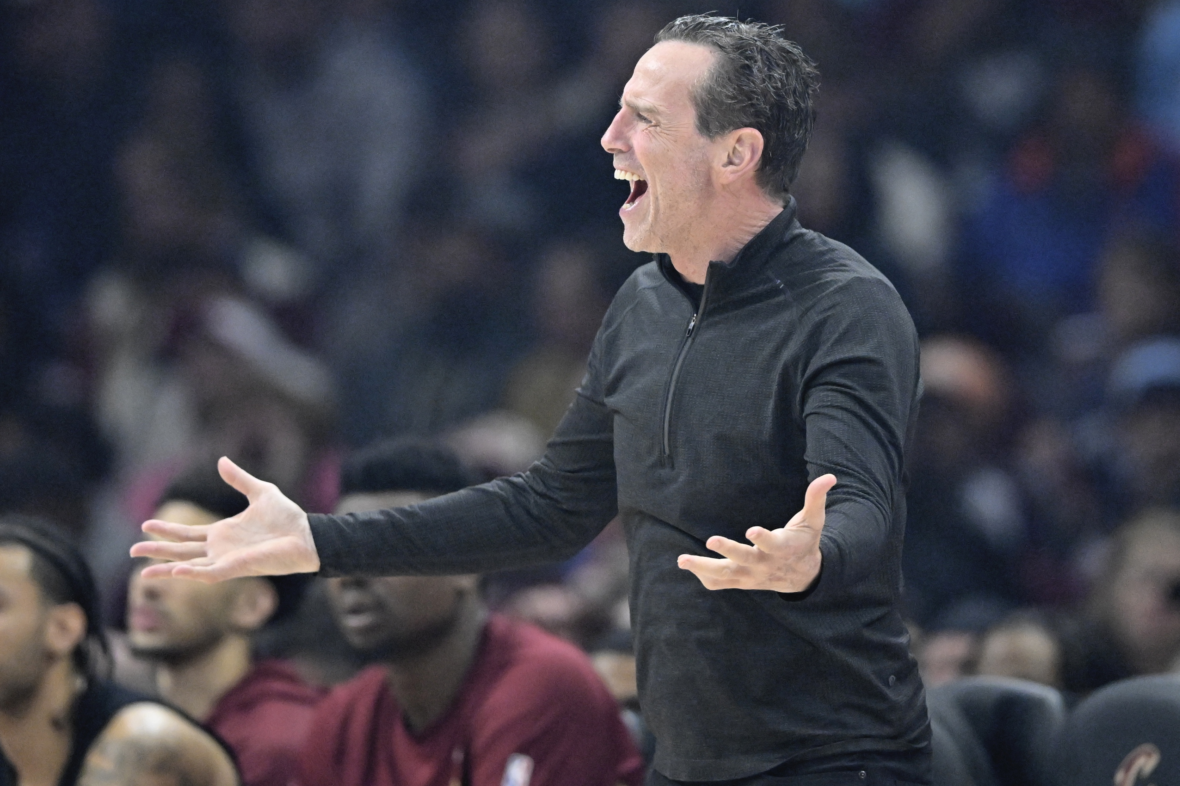 开云体育App-狂丢128分！骑士防守体系面临崩溃 季后赛首轮若遇魔术则前景堪忧